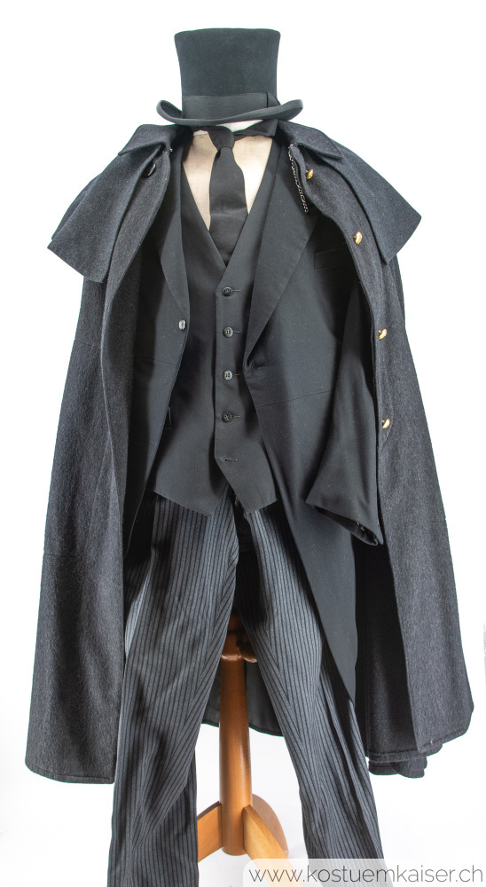 Jaquette avec cape et gilet foncé