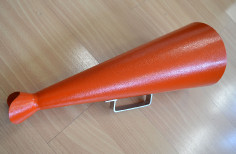 Porte-voix / mégaphone