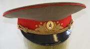 Russische Offiziersmütze